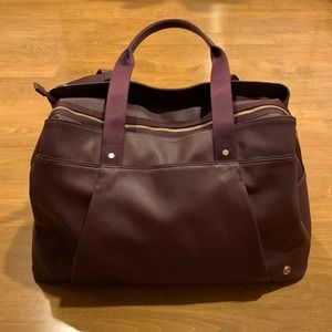 Om The Day Bag Bordeaux Drama